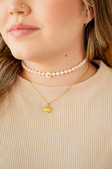 Collar perla cara feliz