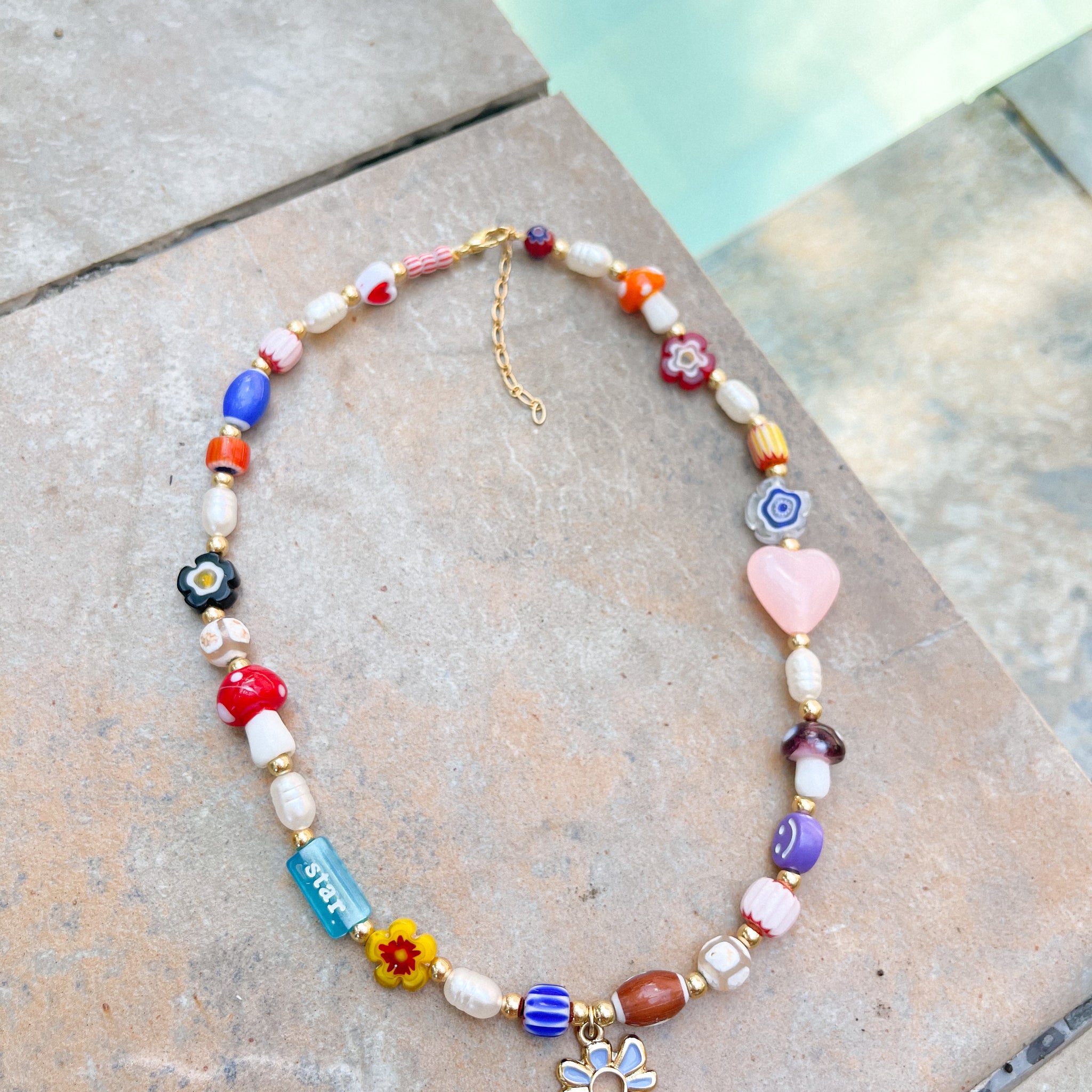 Collar margarita
