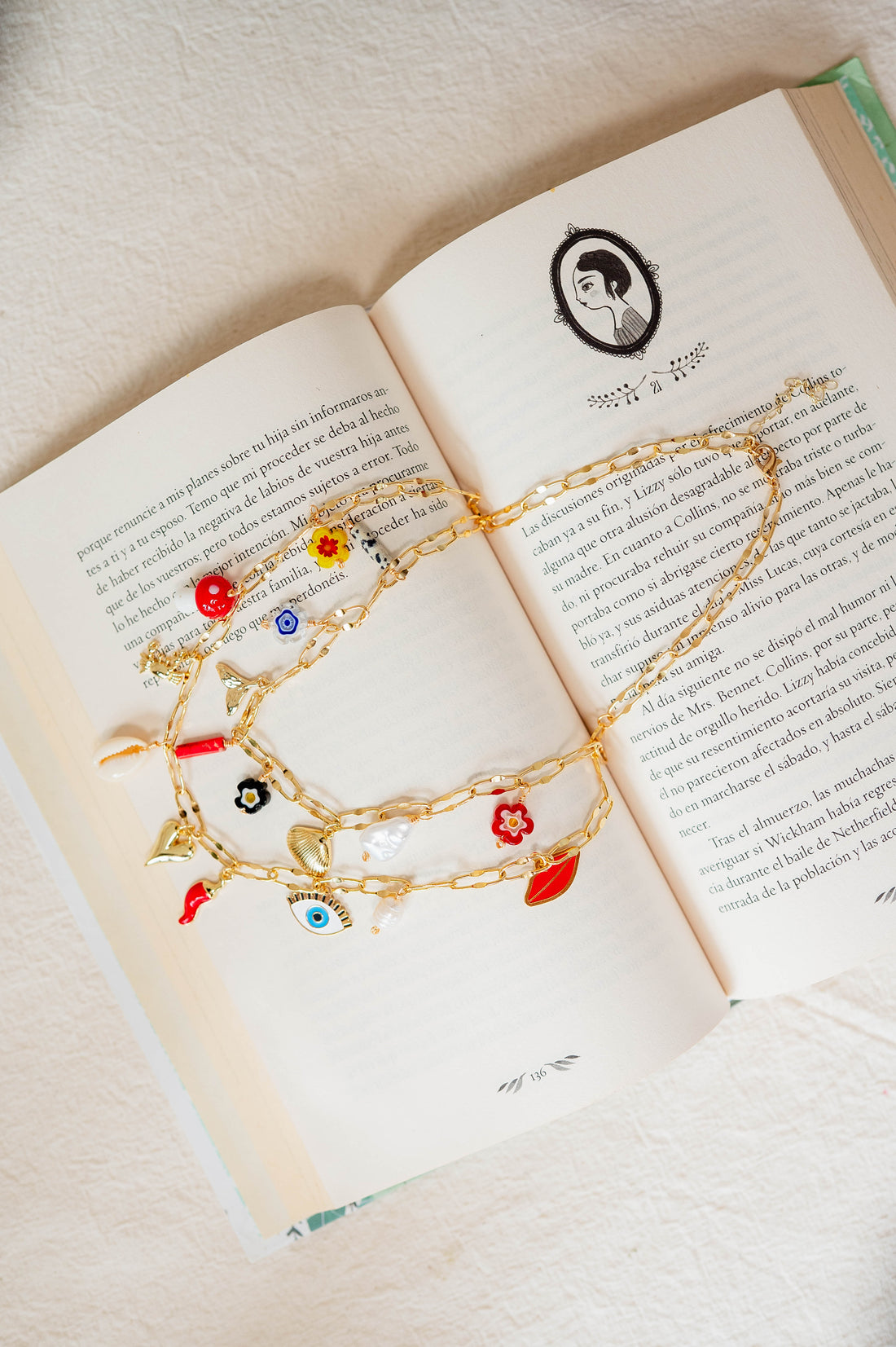 Collar doble multi charms